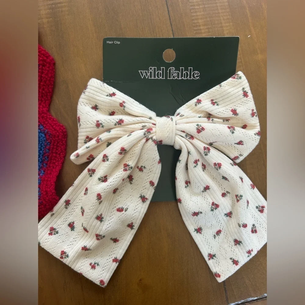 NWT Wild Fable Blue and Red Star Bandana with White Bow Set